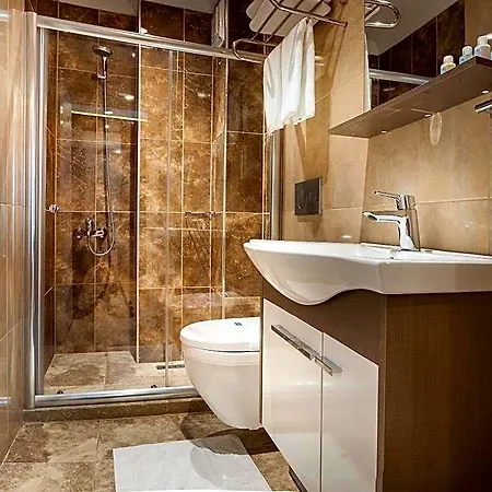 Vitabella Hotel 3*